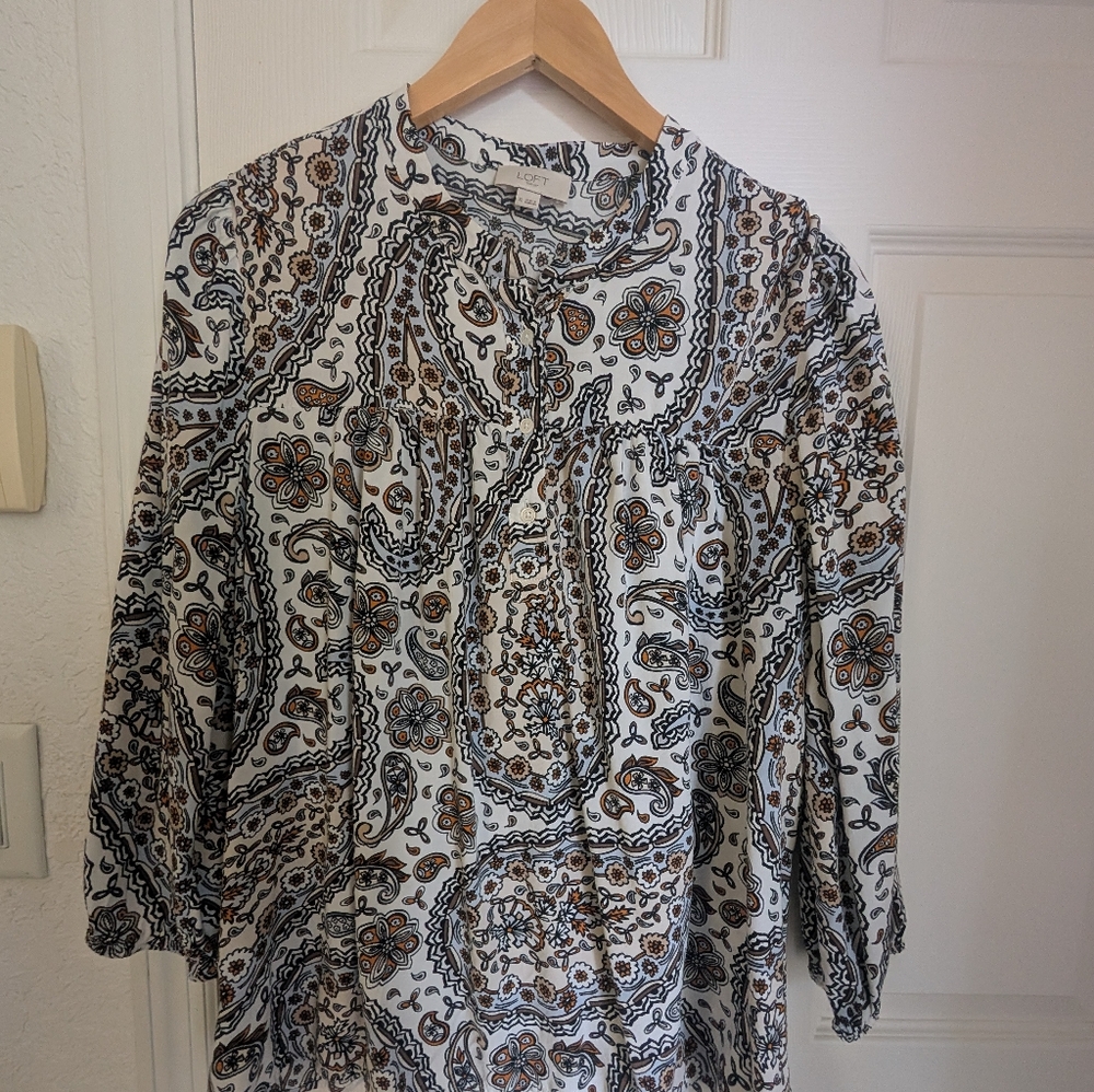 LOFT Black and White Mandarin Collar Blouse with 3/4 Sleeves